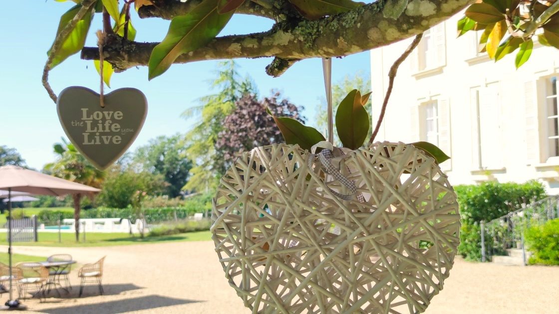 Chateau La Mothaye - appartement Loire vakantiehuis - terras detail