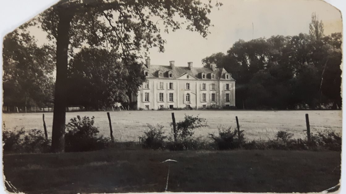 Histoire La Mothaye gite chateau - achterzijde