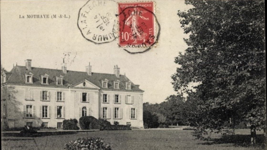 Histoire La Mothaye gite chateau - postcard 3