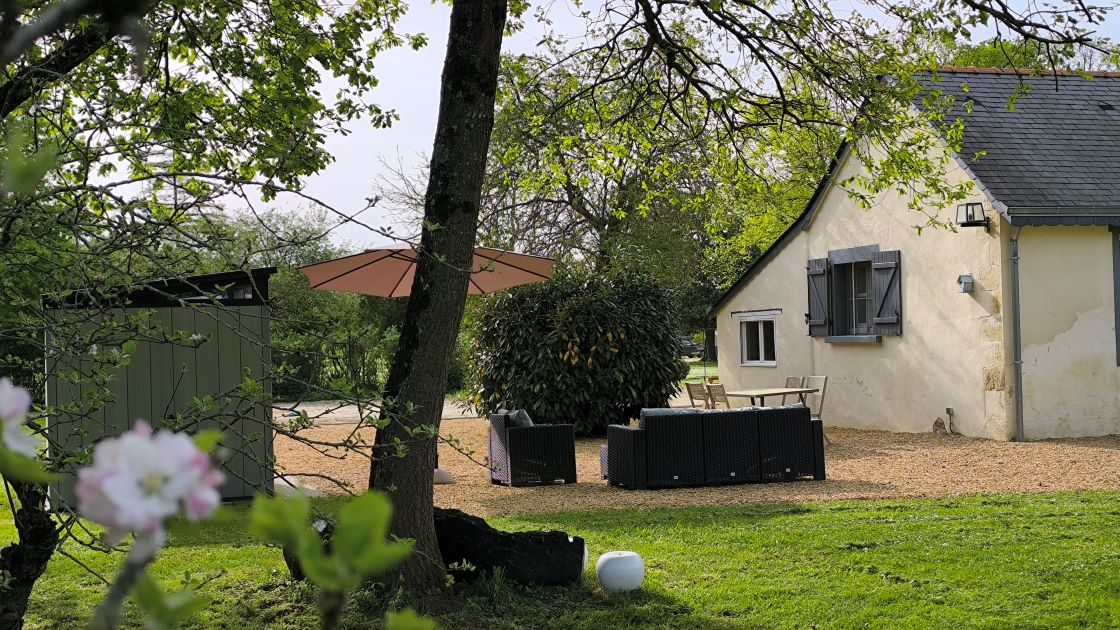 Petit Verger - terras achter - gite loire frankrijk